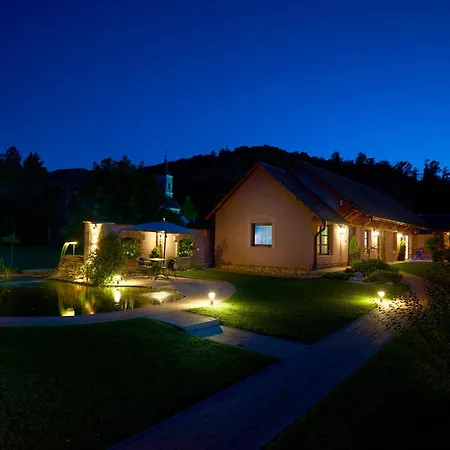 Guest house Tulipan Vendeghaz Karasz