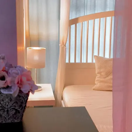 Tulipan Vendeghaz Πανσιόν 4*